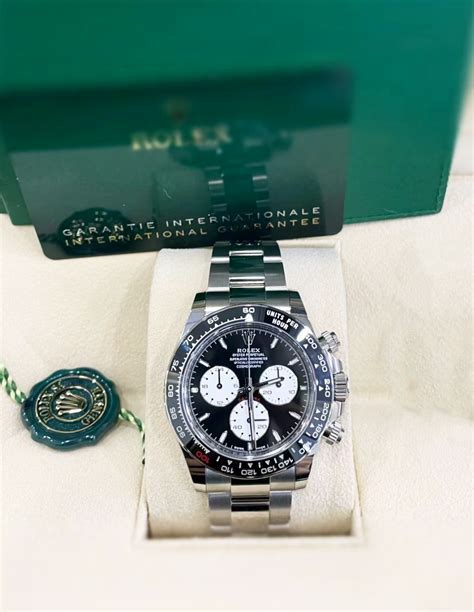 rolex green daytona discontinued|rolex daytona lemans discontinued.